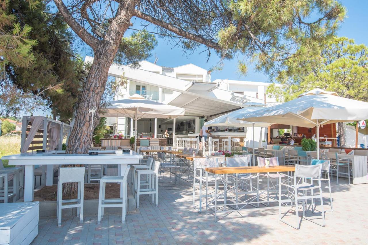Vertigo Seaside Apartments Nikiti  Dış mekan fotoğraf