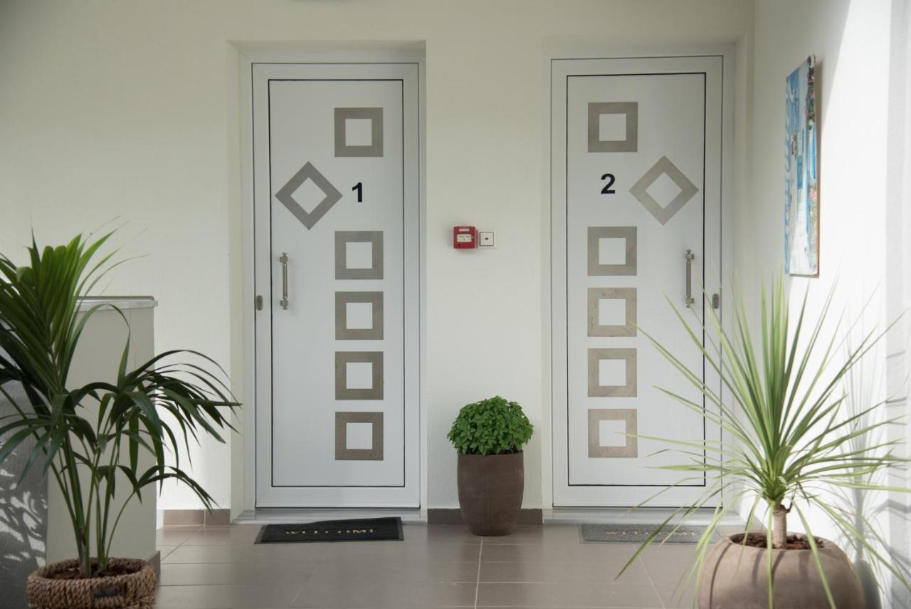 Vertigo Seaside Apartments Nikiti  Dış mekan fotoğraf