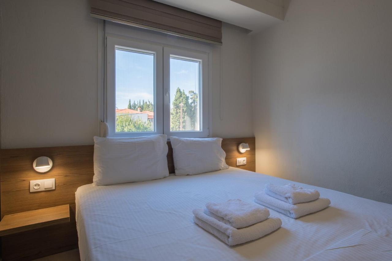 Vertigo Seaside Apartments Nikiti  Dış mekan fotoğraf