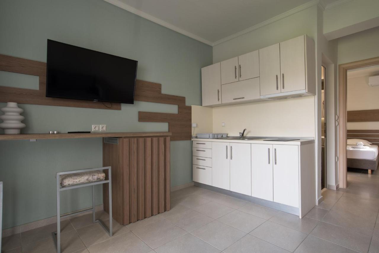 Vertigo Seaside Apartments Nikiti  Dış mekan fotoğraf