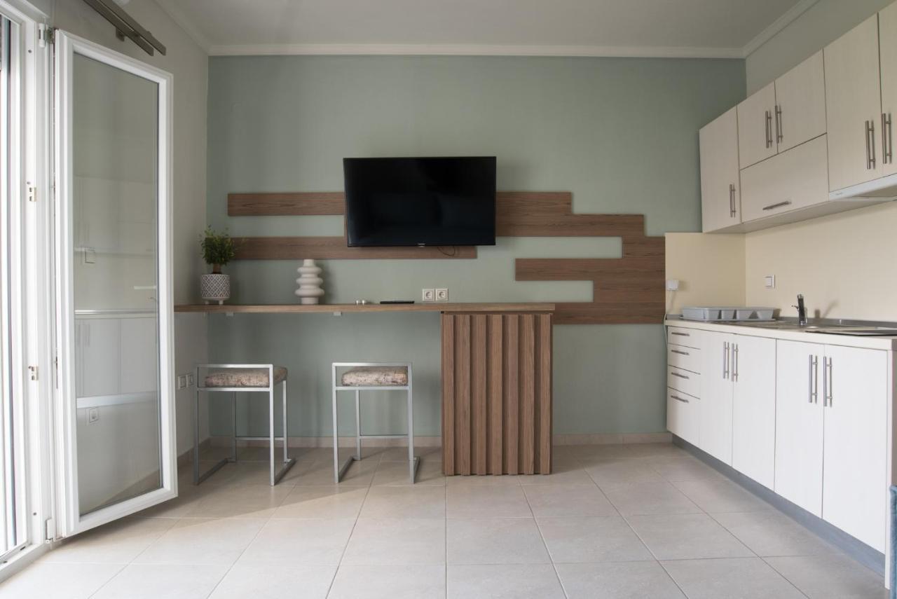 Vertigo Seaside Apartments Nikiti  Dış mekan fotoğraf