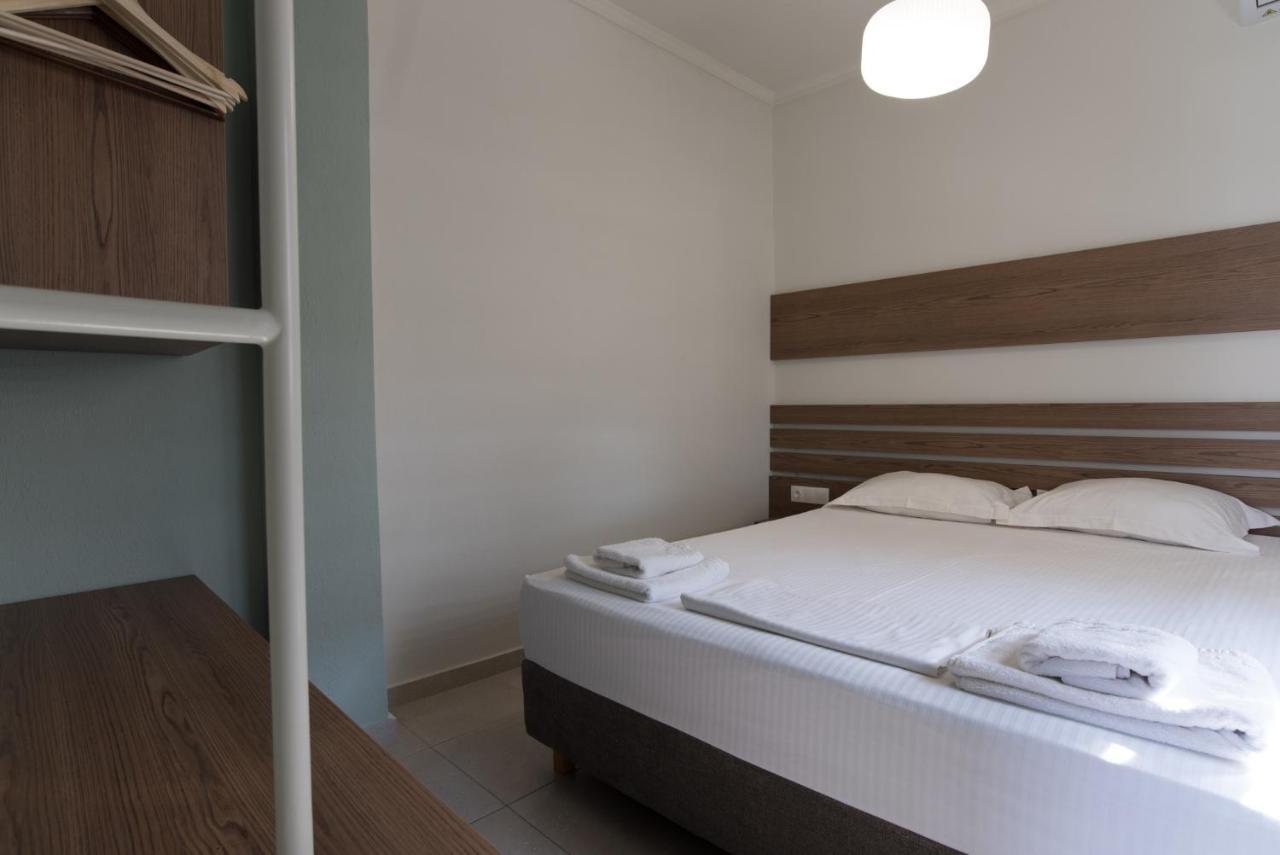 Vertigo Seaside Apartments Nikiti  Dış mekan fotoğraf