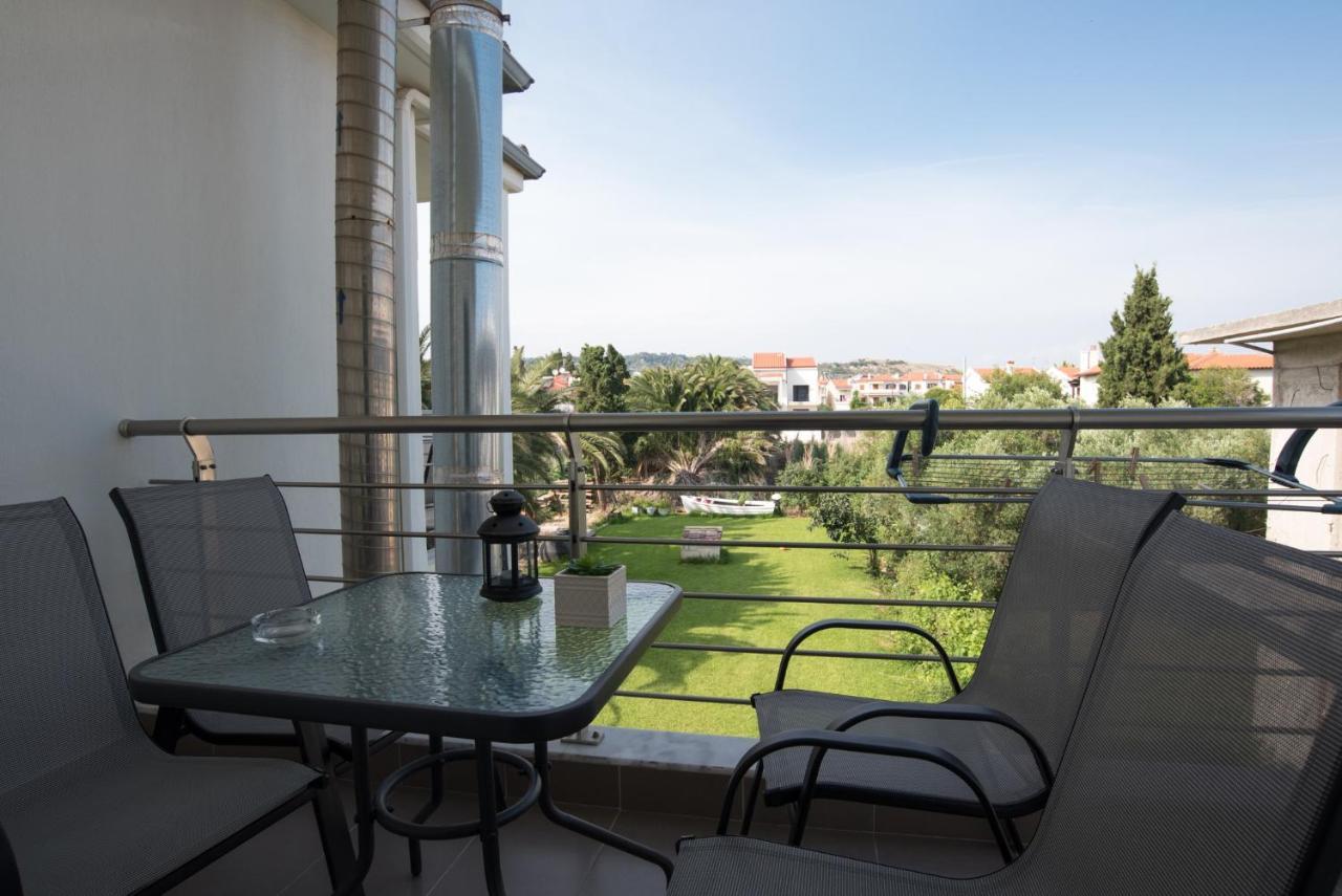 Vertigo Seaside Apartments Nikiti  Dış mekan fotoğraf