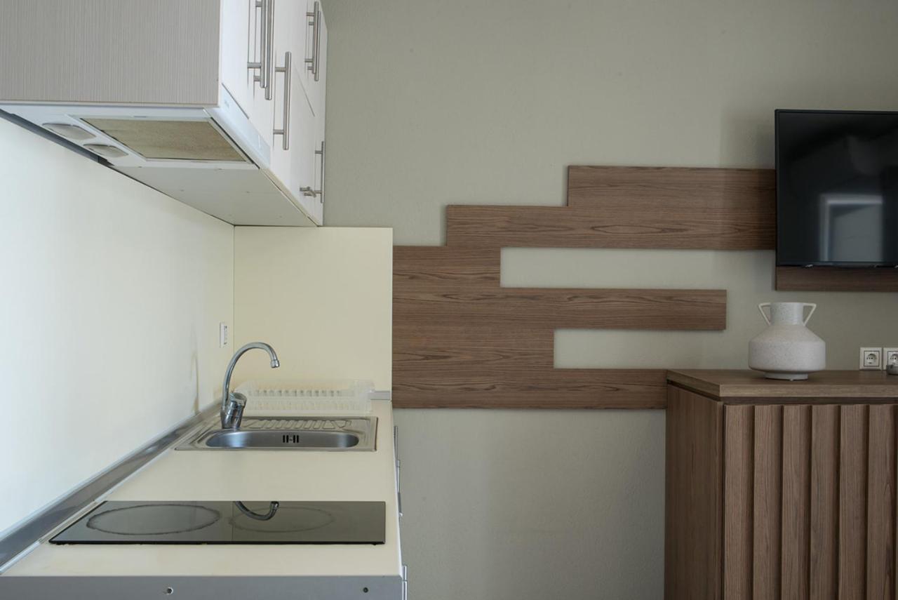 Vertigo Seaside Apartments Nikiti  Dış mekan fotoğraf
