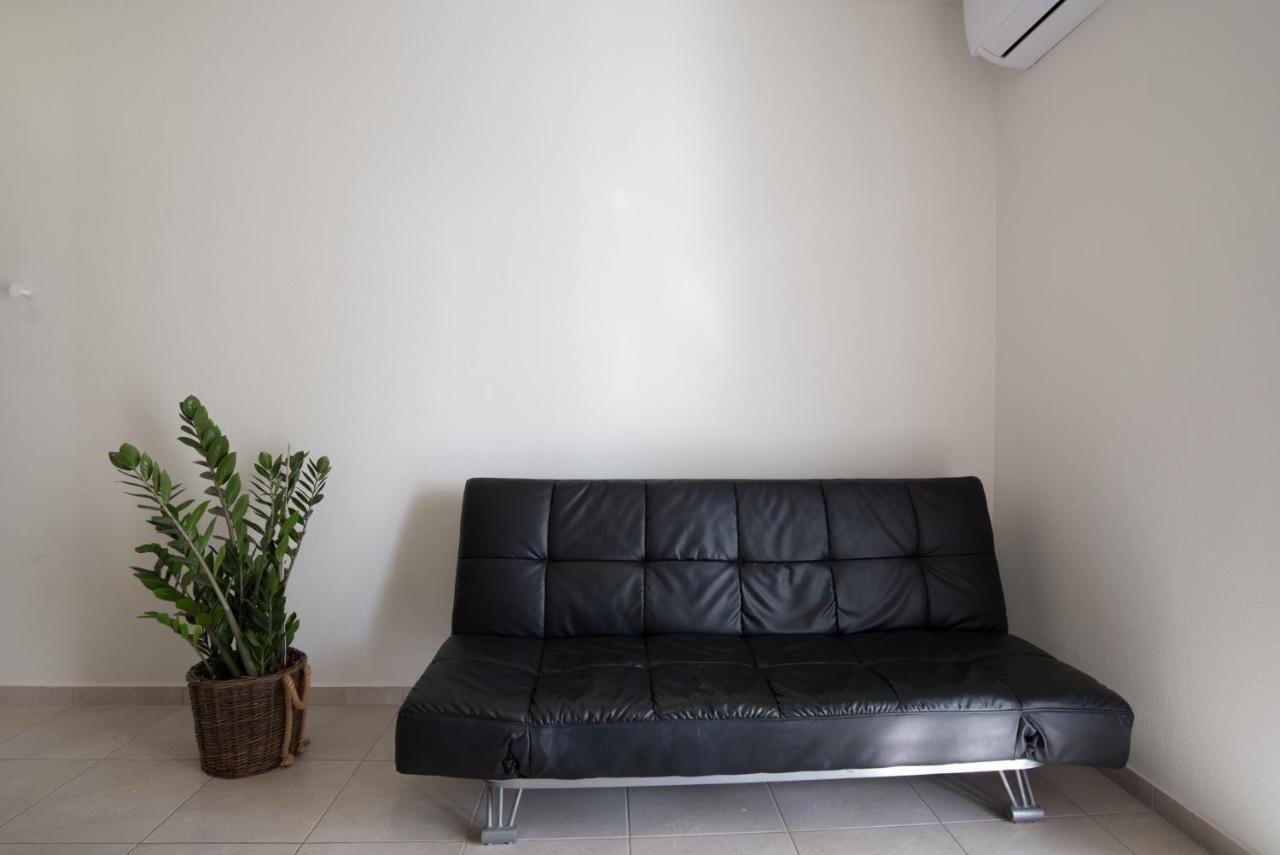 Vertigo Seaside Apartments Nikiti  Dış mekan fotoğraf