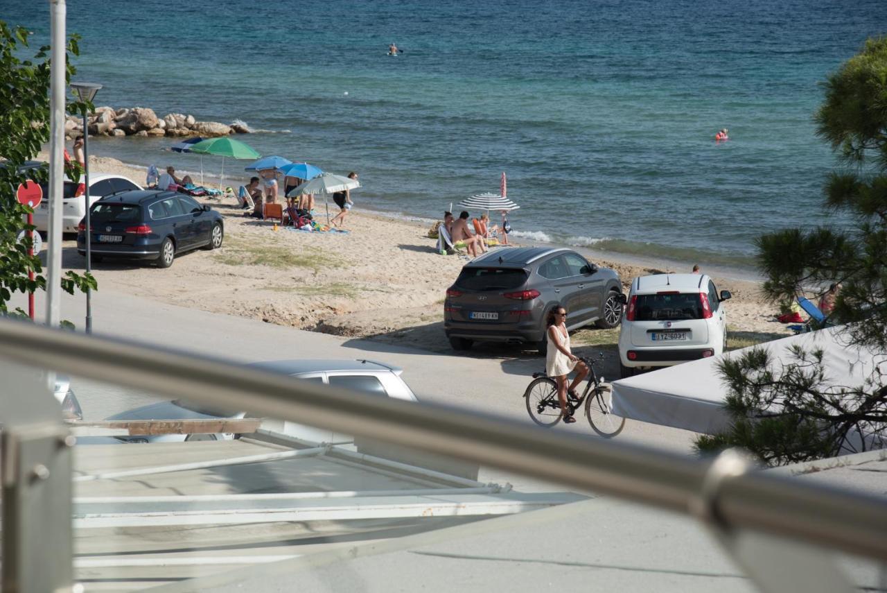 Vertigo Seaside Apartments Nikiti  Dış mekan fotoğraf